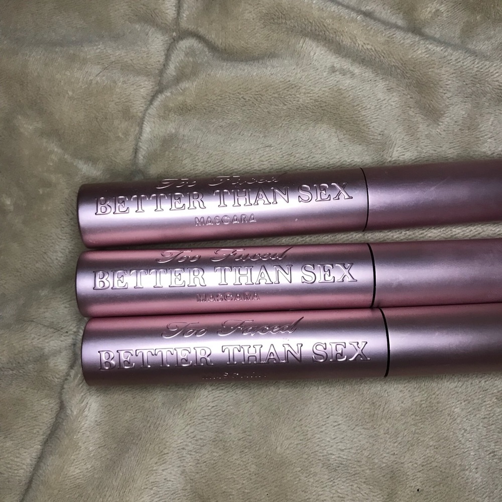 ONE LEFT!!! NWOB BETTER THAN SEX MASCARA